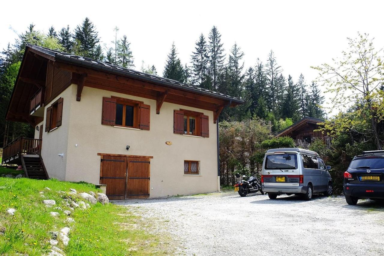 Chamonix Large Chalet, Sleeps 12, 200M2, 5 Bedroom, 4 Bathroom, Garden, Jacuzzi, Sauna المظهر الخارجي الصورة