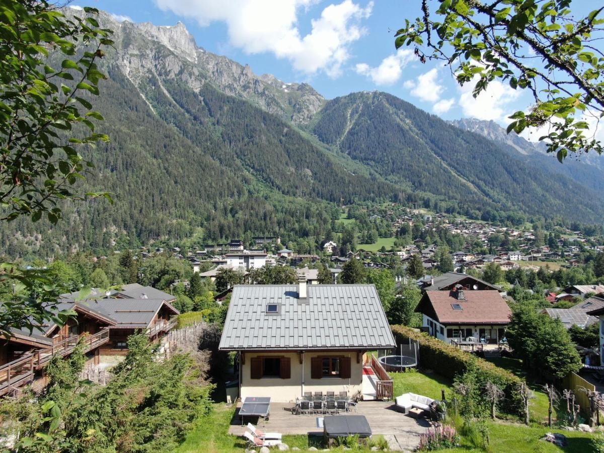 Chamonix Large Chalet, Sleeps 12, 200M2, 5 Bedroom, 4 Bathroom, Garden, Jacuzzi, Sauna المظهر الخارجي الصورة
