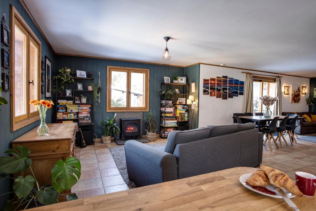 Chamonix Large Chalet, Sleeps 12, 200M2, 5 Bedroom, 4 Bathroom, Garden, Jacuzzi, Sauna المظهر الخارجي الصورة